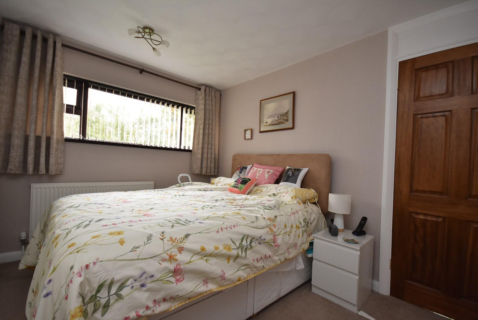 1 Norris Close, Penarth, CF64 2QW